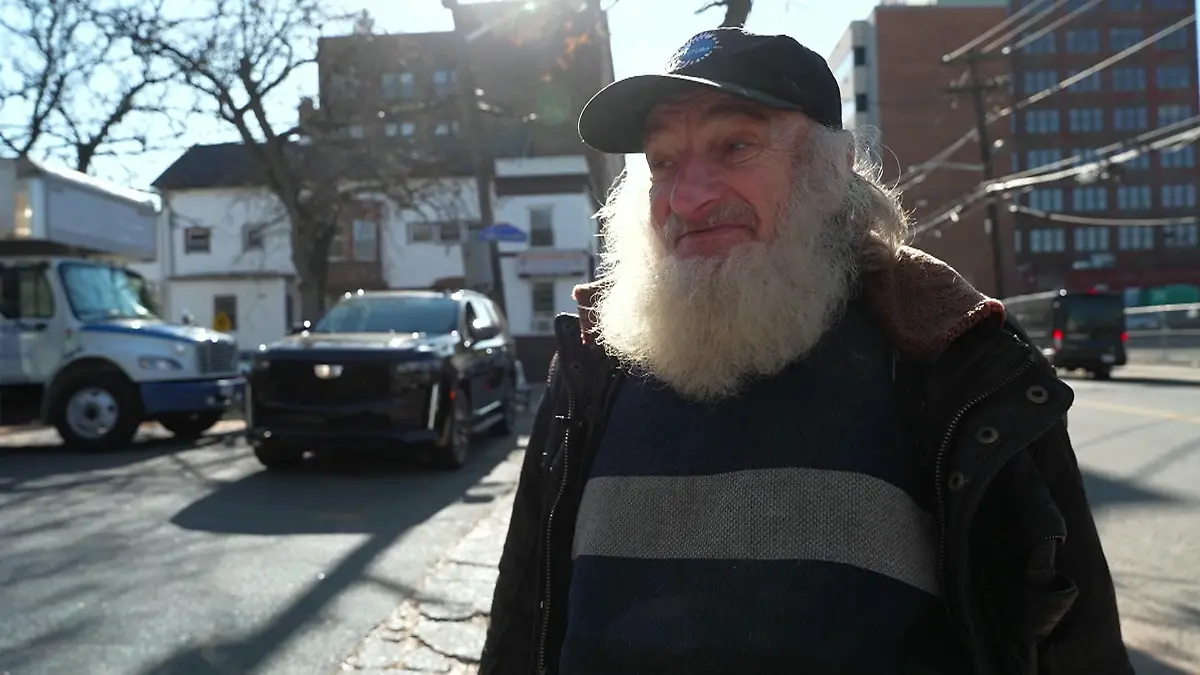 Was hinter der Geschichte steckt: „Radioman” Craig Castaldo ist der ...