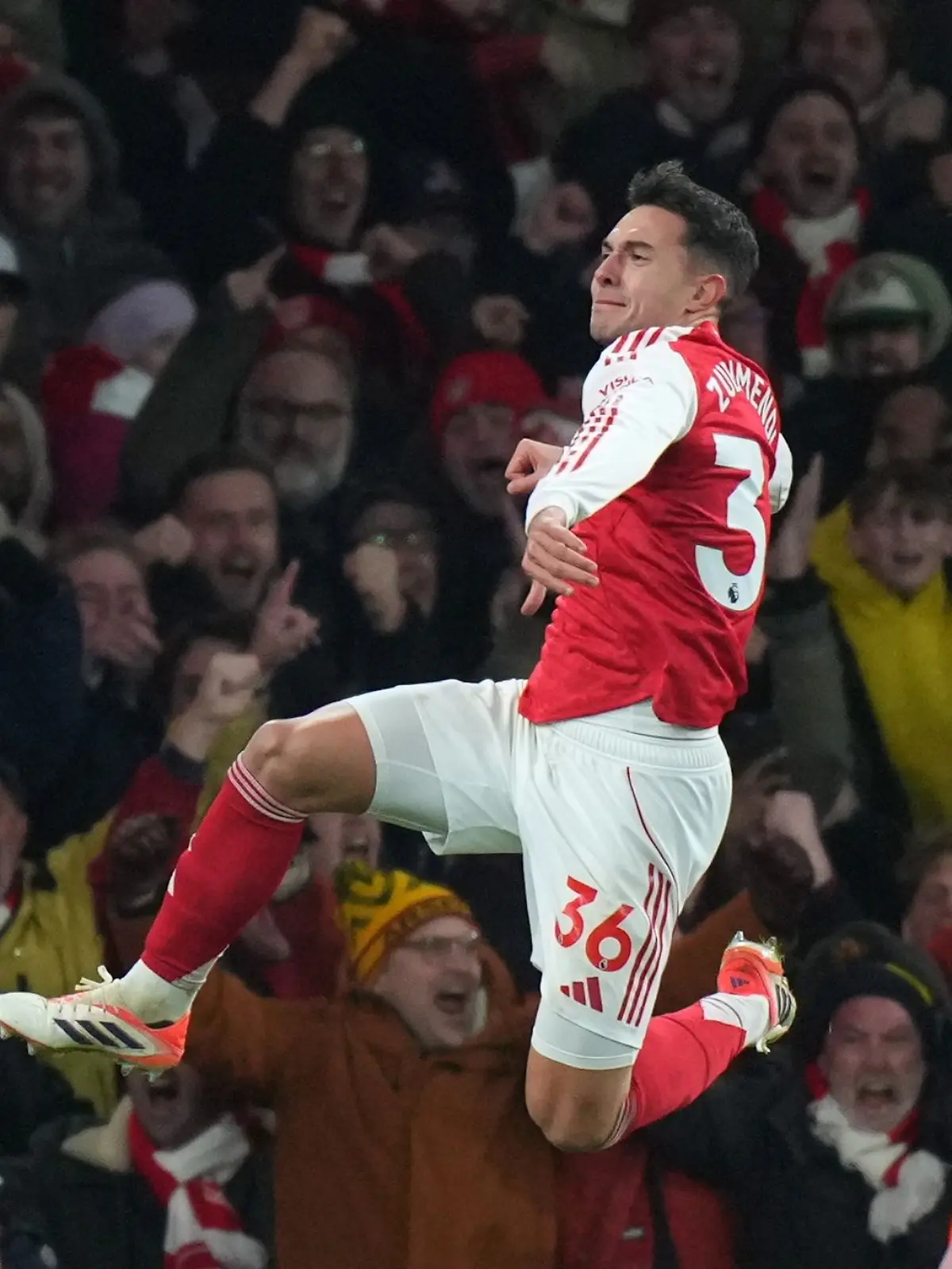 Bild zu: "Tabellenführer Arsenal deklassiert Aston Villa mit 4:1"