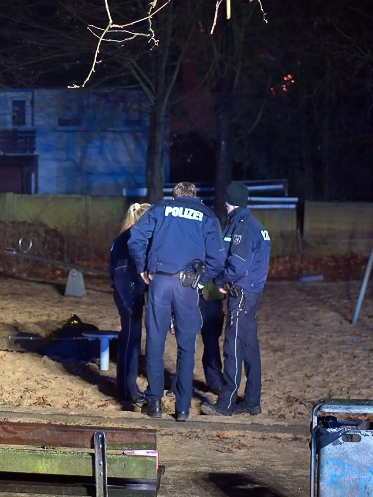 Zwei Tote durch Pyrotechnik in Bielefeld