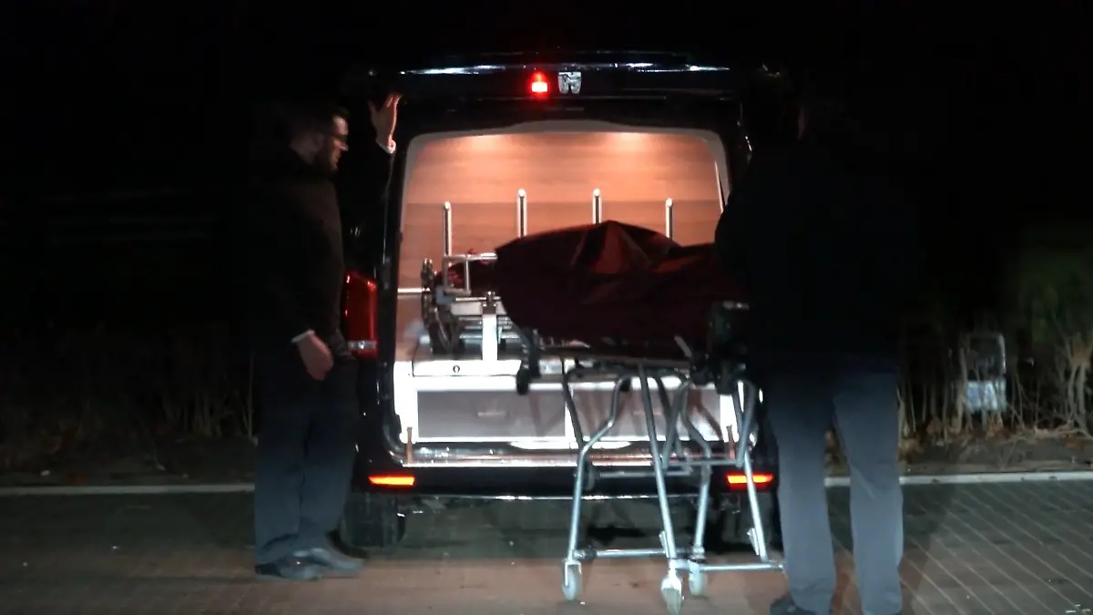 Böller-Wahnsinn in Bielefeld! Zwei 18-Jährige sterben durch selbstgebaute Pyrotechnik Silvester in Deutschland