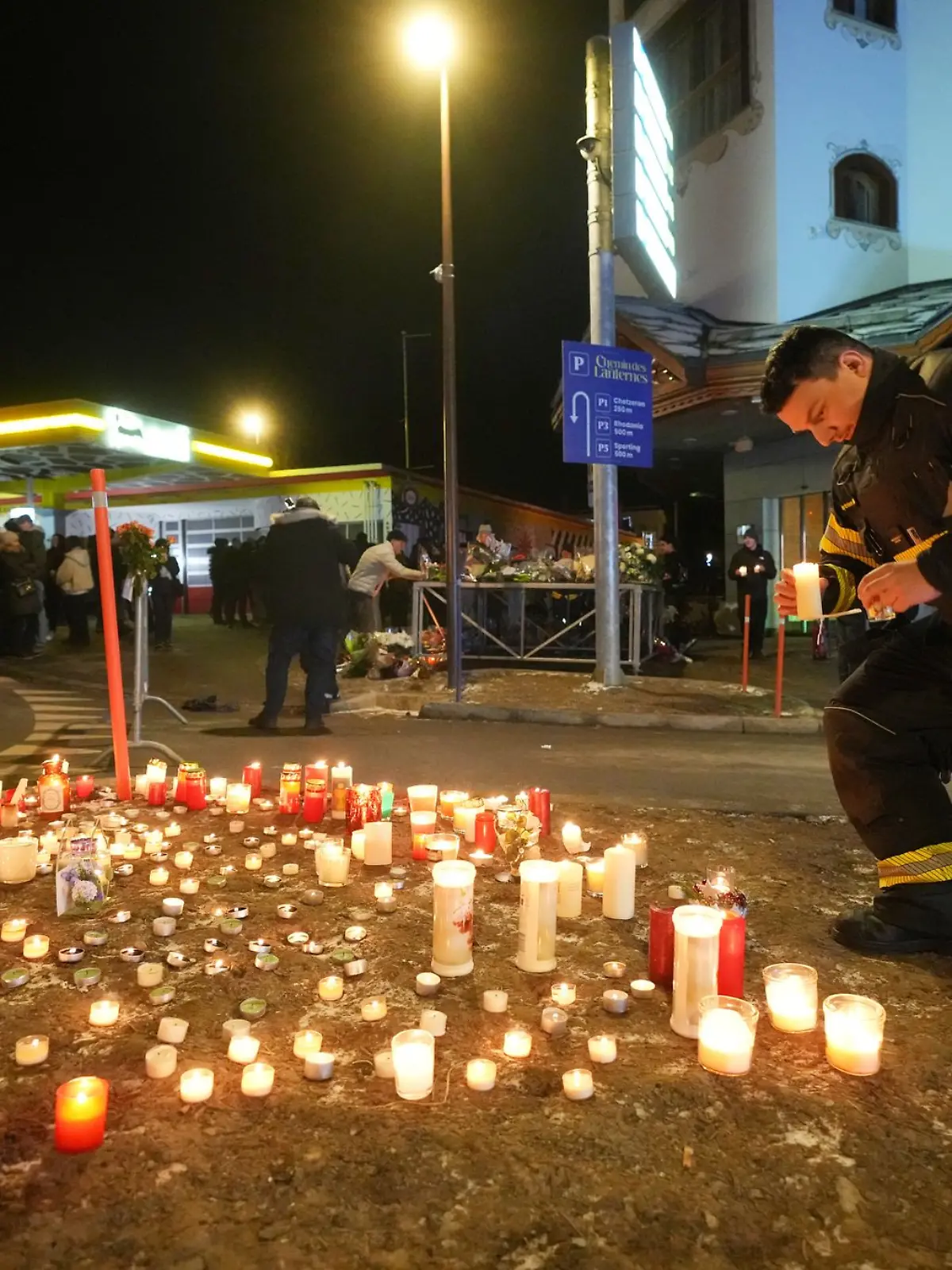 Bild zu: "Neue Details zum Flammen-Horror in Schweizer Bar?"