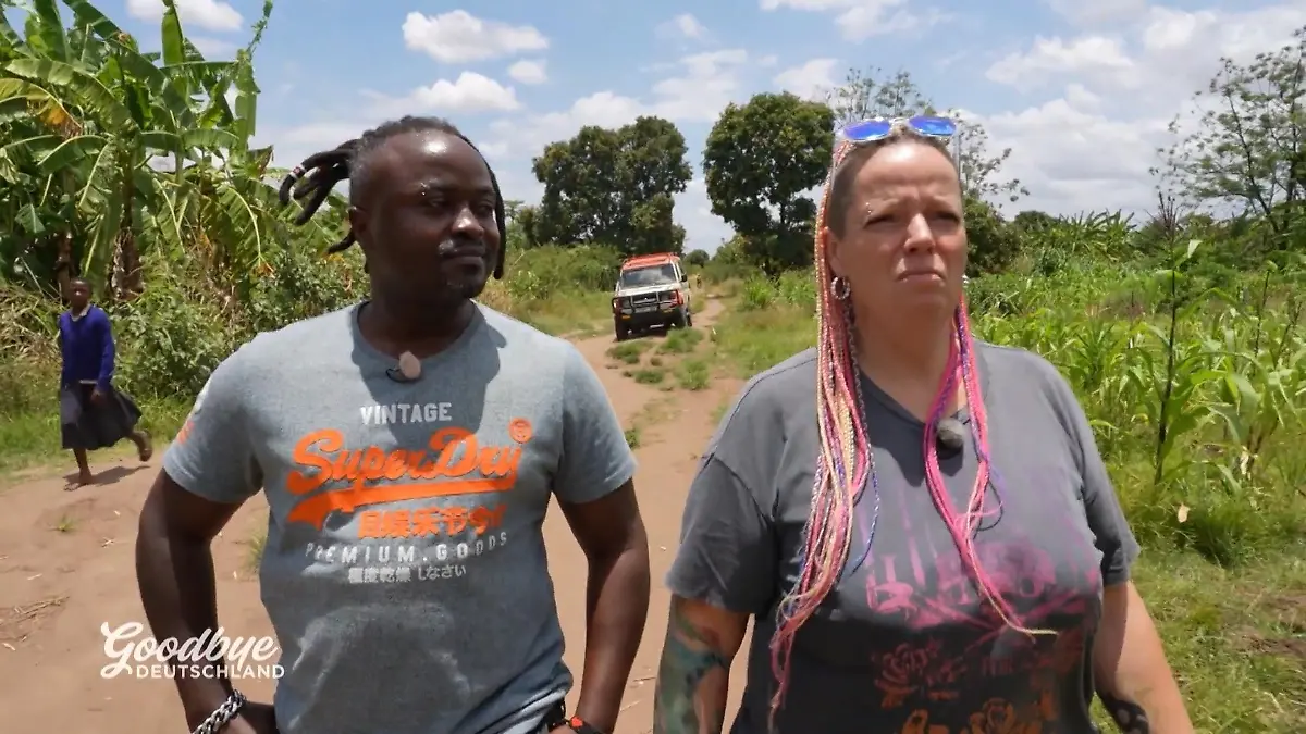 Janine hilft tansanischen Kindern in Lebensgefahr Albinos leben gefährlich