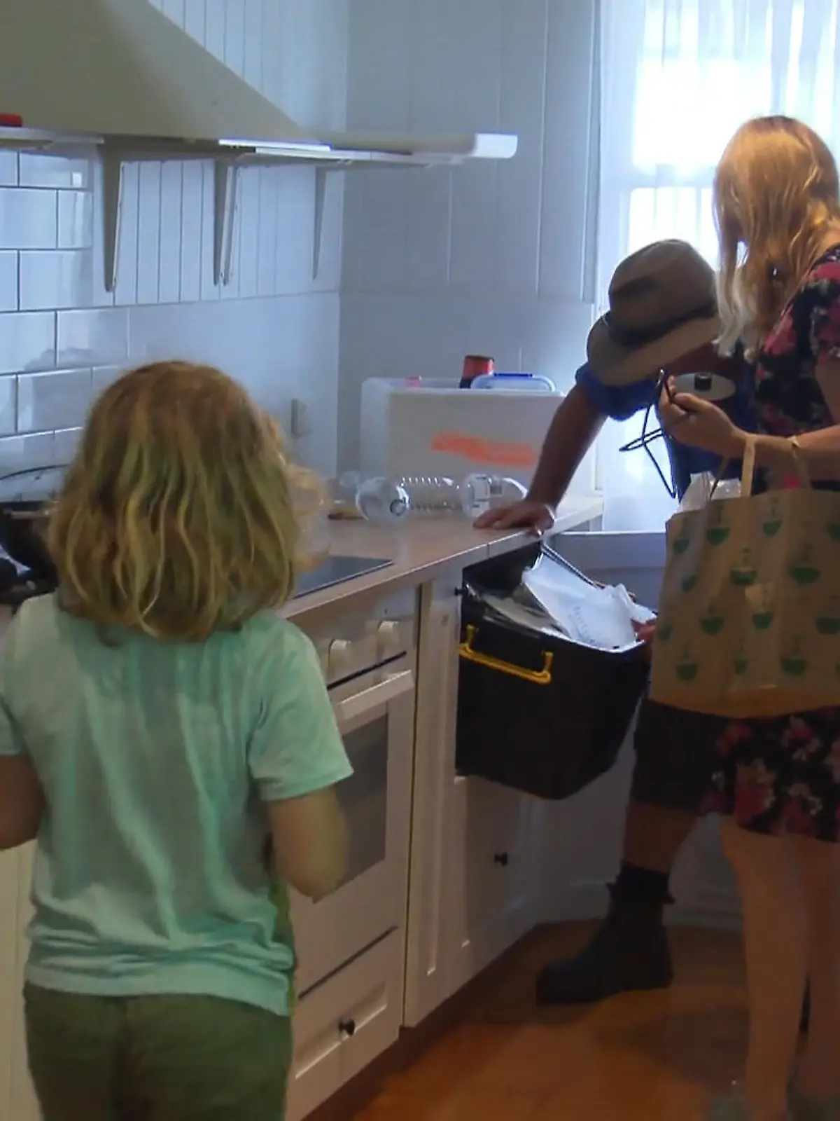 Bild zu: "Australien begrüßt Familie Geiger mit Chaos"