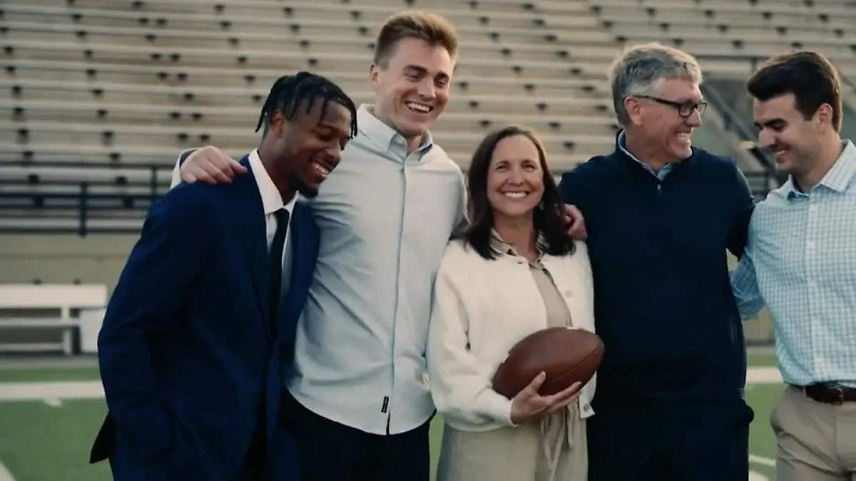 Ungleiche Brüder! Das ist die bewegende Familiengeschichte von Bo Nix Beide spielen in der NFL