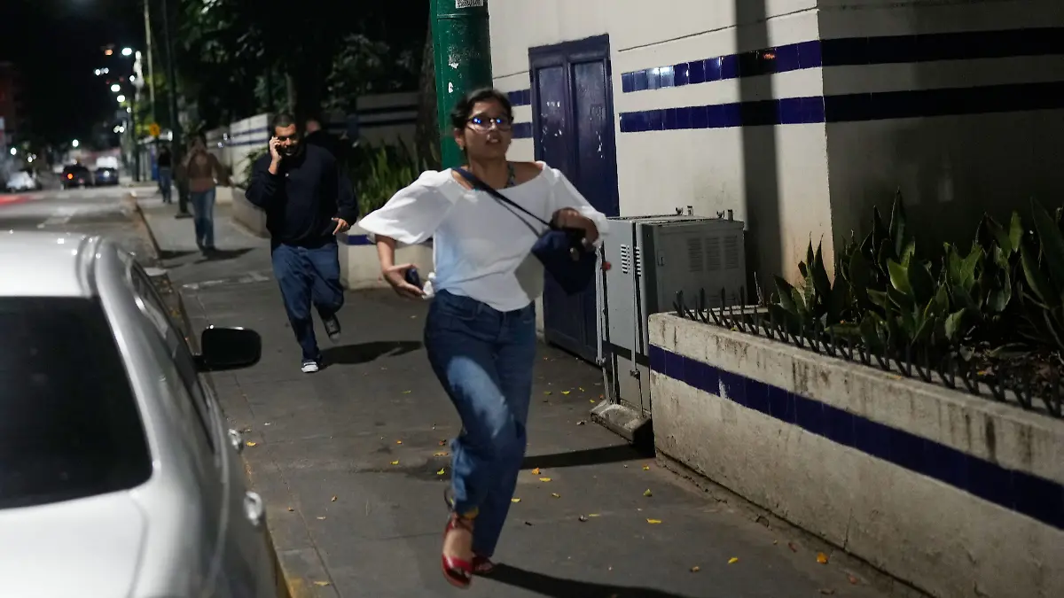 Explosionen-in-Caracas-Venezuela-wirft-USA-schweren-milit-rischen-Angriff-vor