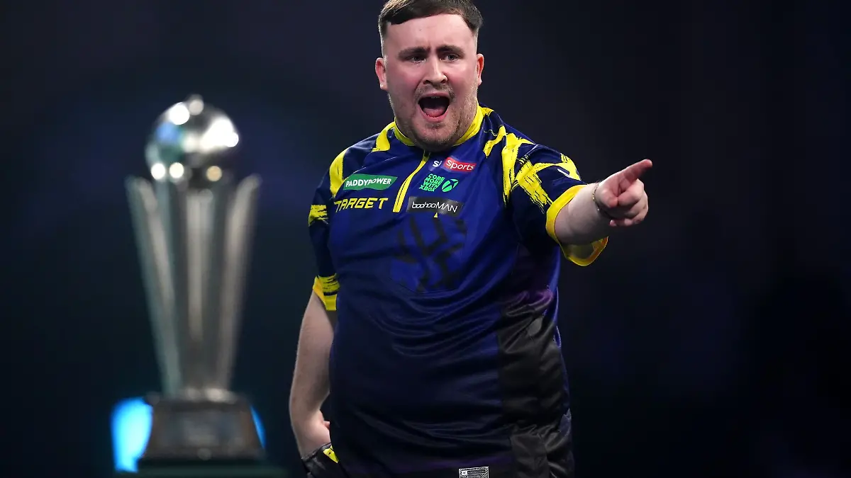 Littler bejubelt einen Satzgewinn im Endspiel.