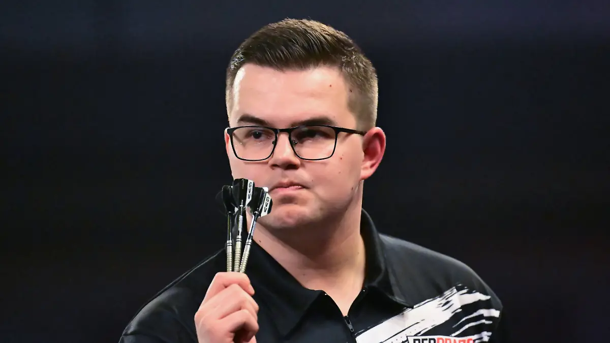 Gian van Veen blieb im Finale der Darts-WM am Ende chancenlos gegen Luke Littler