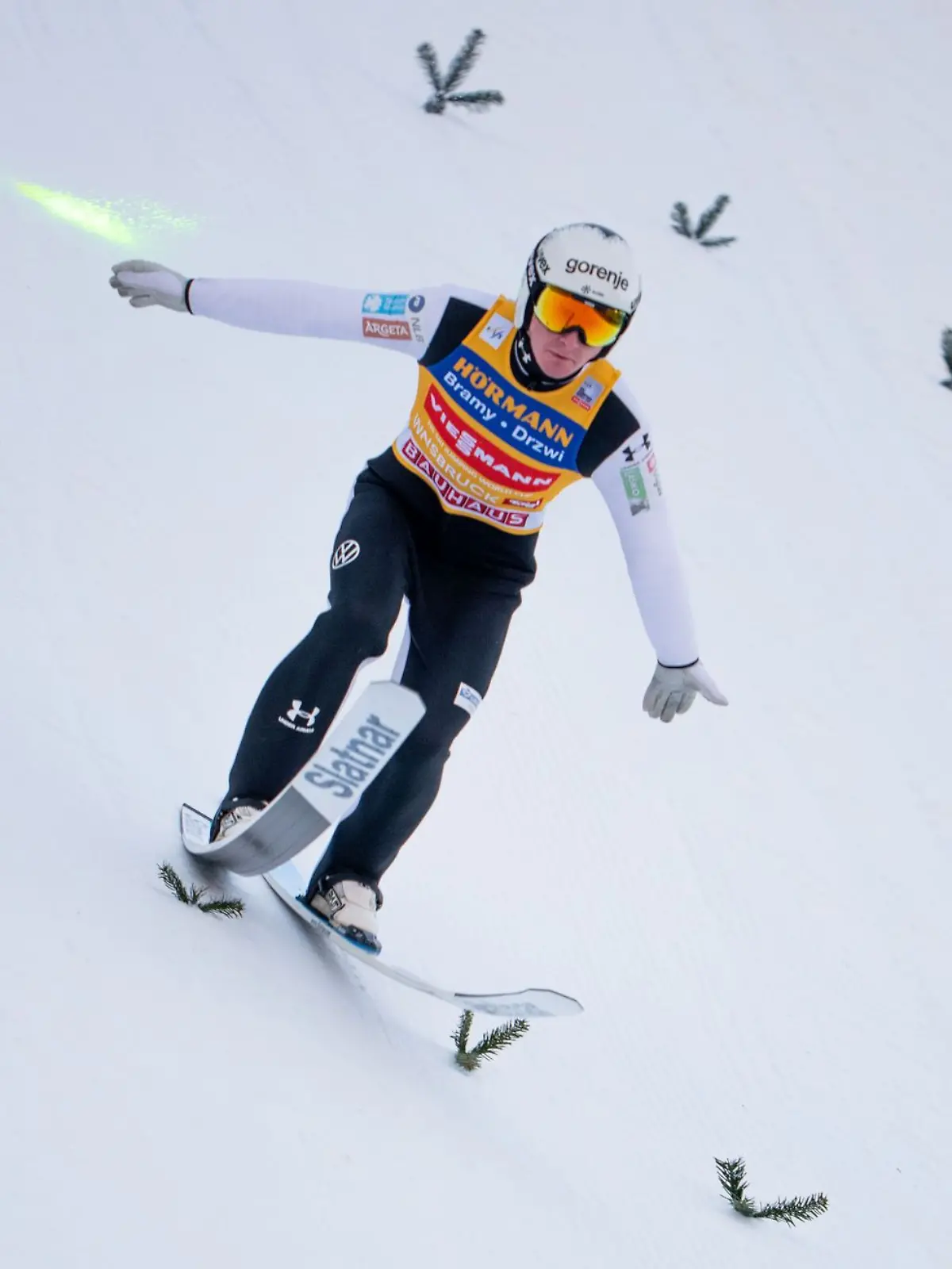 Bild zu: "Quali macht Verfolgern Mut: Prevc «keine Maschine»"