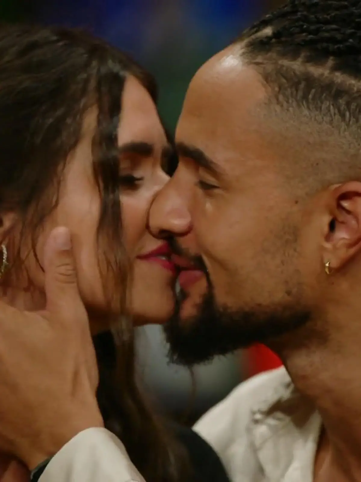 Bild zu: "Dieser Kuss beweist alles: David und Lissy sind noch ein Paar"