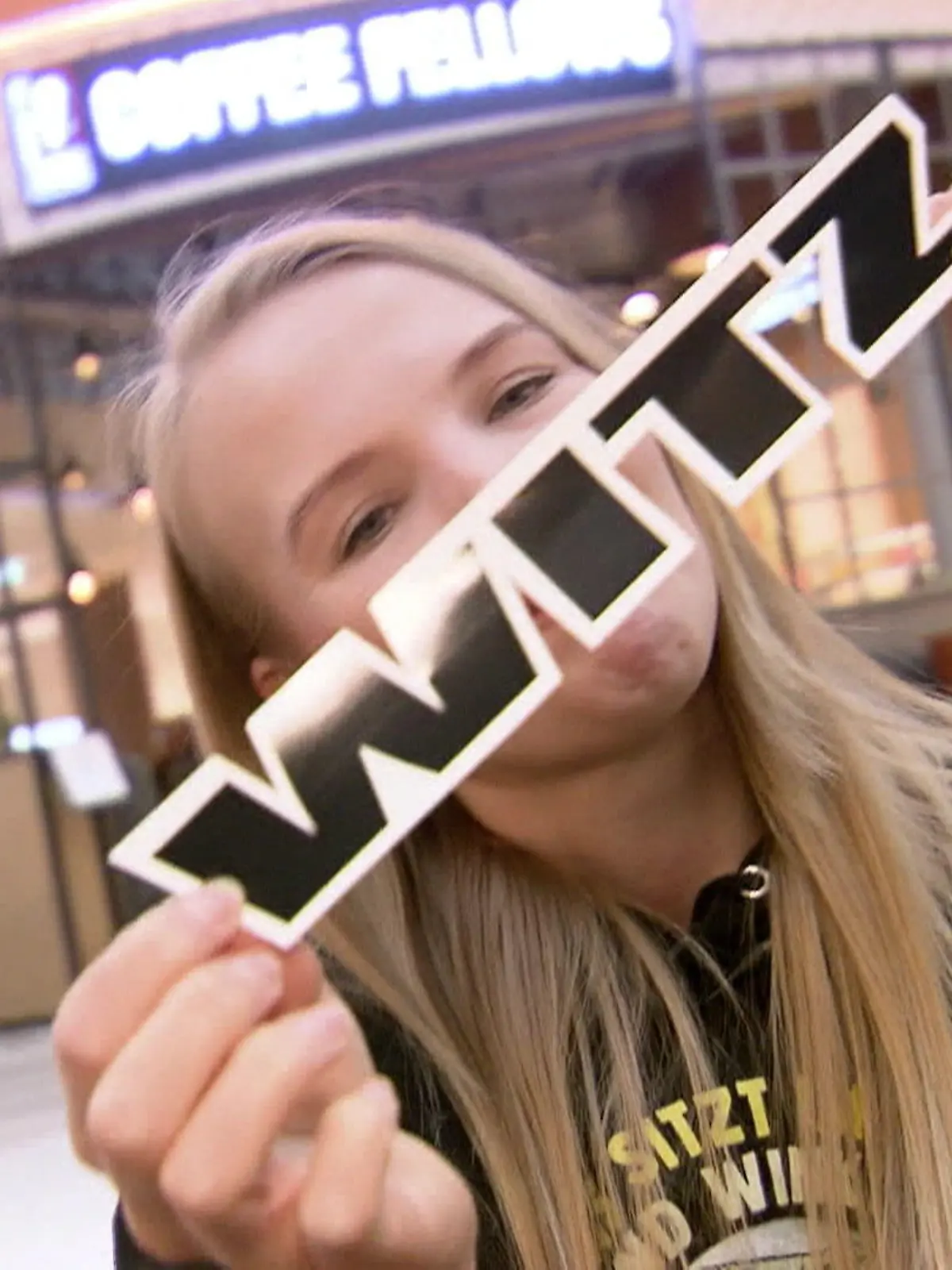 Bild zu: "RTL-Reporterin testet Flachwitze"