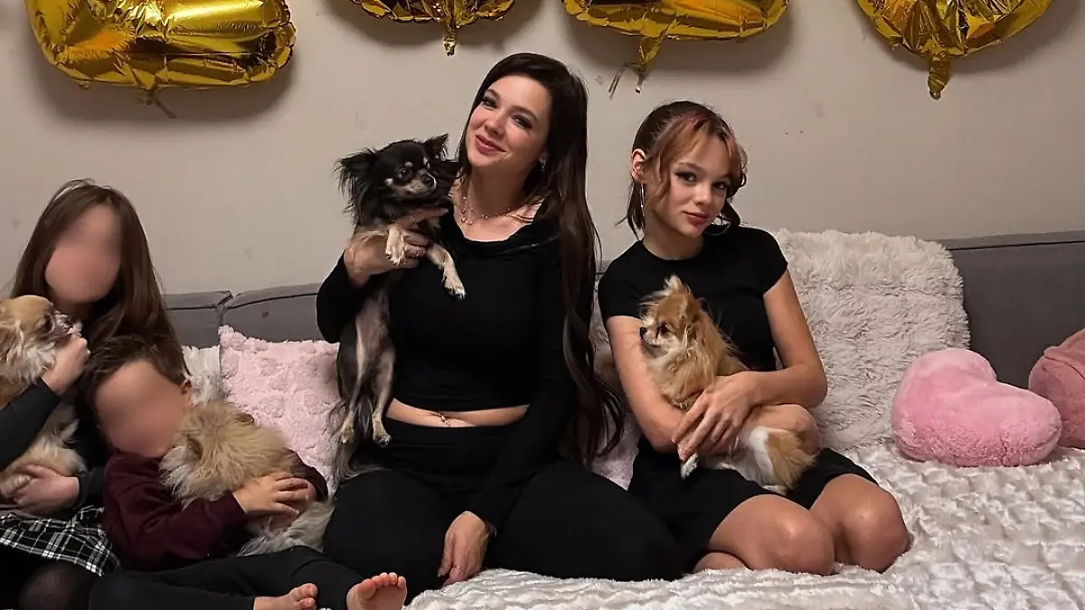 Anne Wünsche trennt sich von einem ihrer Hunde.