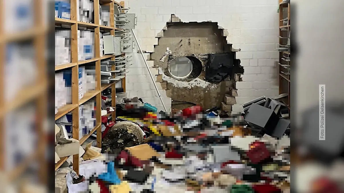 Doch mehr Beute beim Sparkassen-Diebstahl? Einbruch in Gelsenkirchen