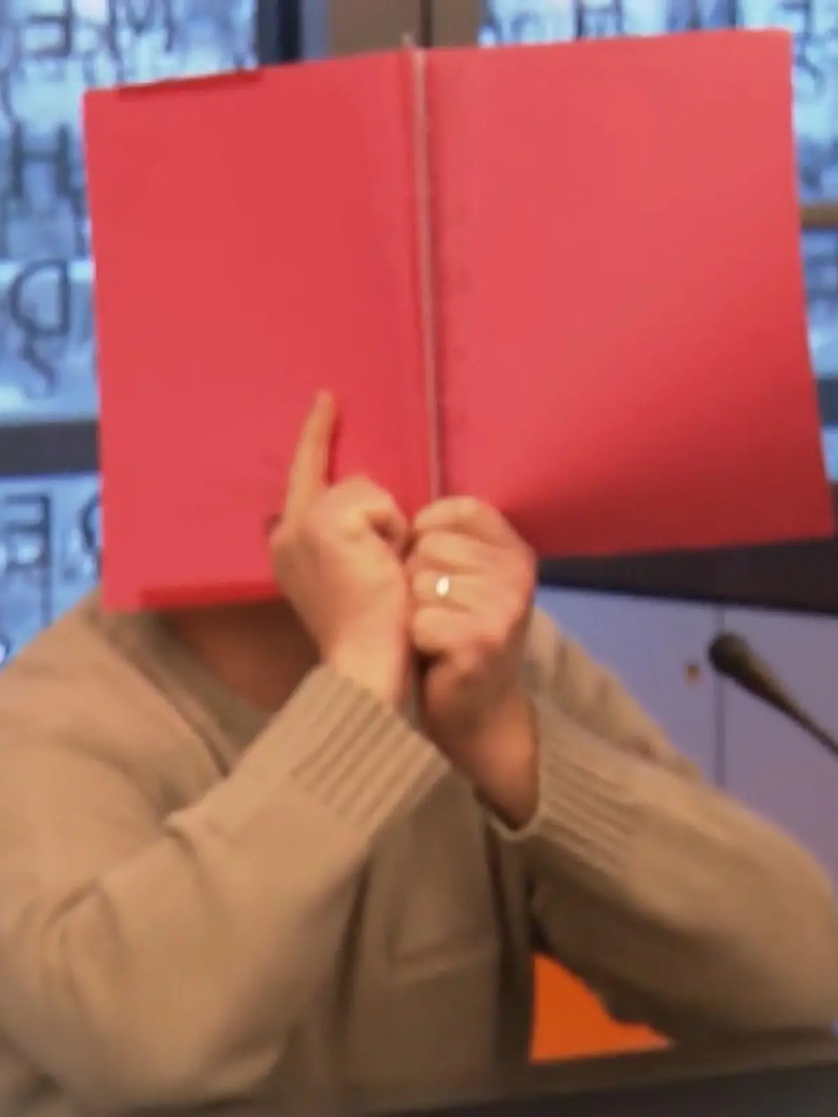 Bild zu: "Familienvater Stefan S. will Sex mit Zwölfjähriger – Pädo-Hunter Ric zieht ihn vor Gericht"