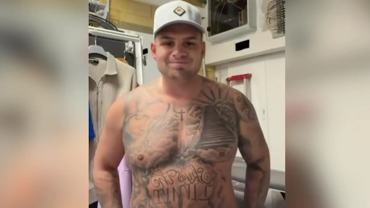 Ex-DSDS-Star fühlt sich nicht mehr wohl in seiner Haut Pietro Lombardi: Hüftspeck statt Muskeln!