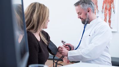 Facharzt-Termine binnen vier Wochen: Politik will Vier-Wochen-Garantie für Behandlung bei Spezialisten! 