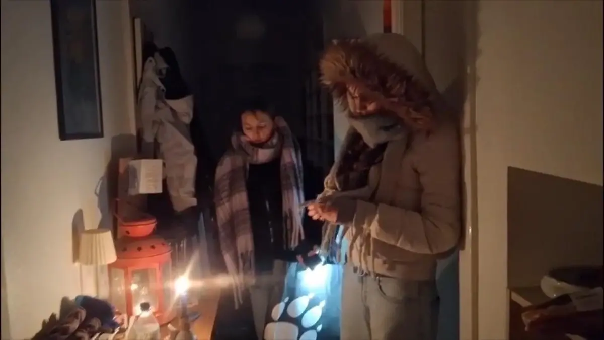 Diese Lebensmittel und Produkte solltet ihr im Notfall zu Hause haben Nach Stromausfall in Berlin