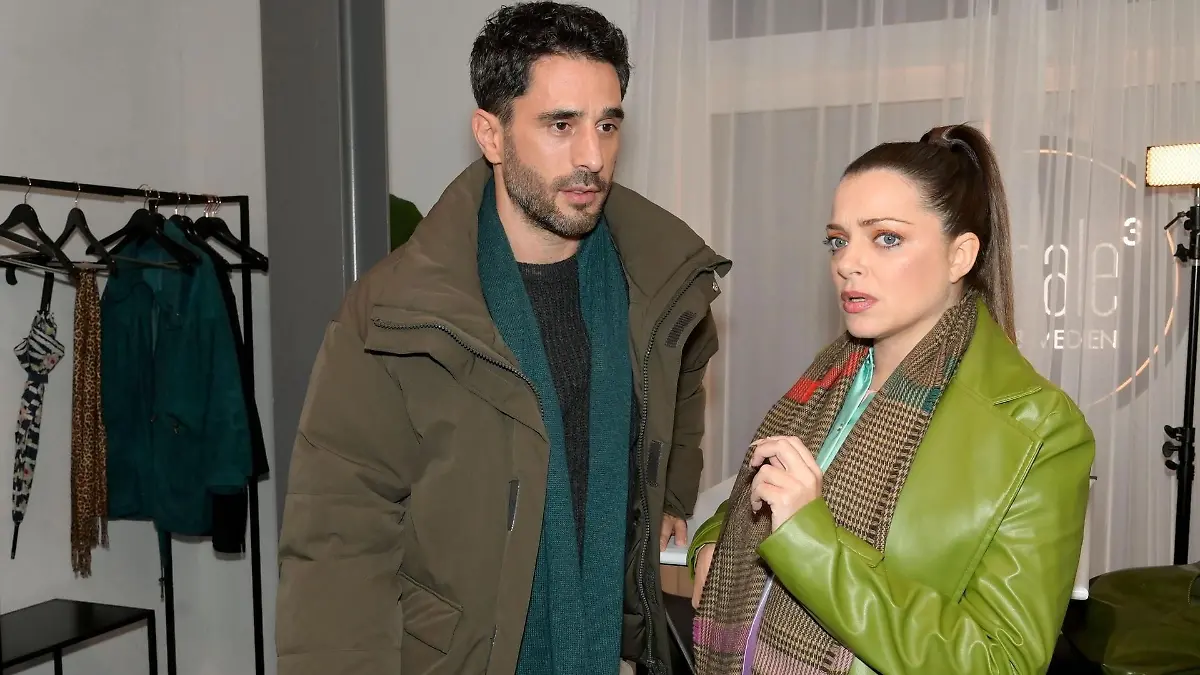 Mit dem Rücken zur Wand