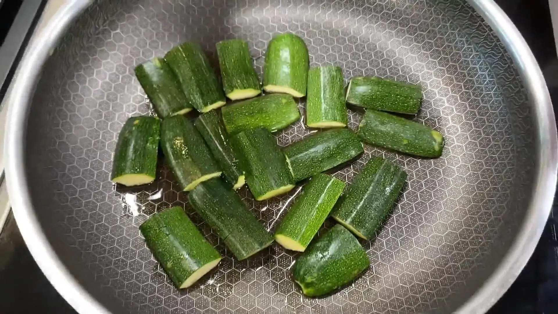 Zucchini mit Speck und Parmesan Hensslers schnelle Nummer