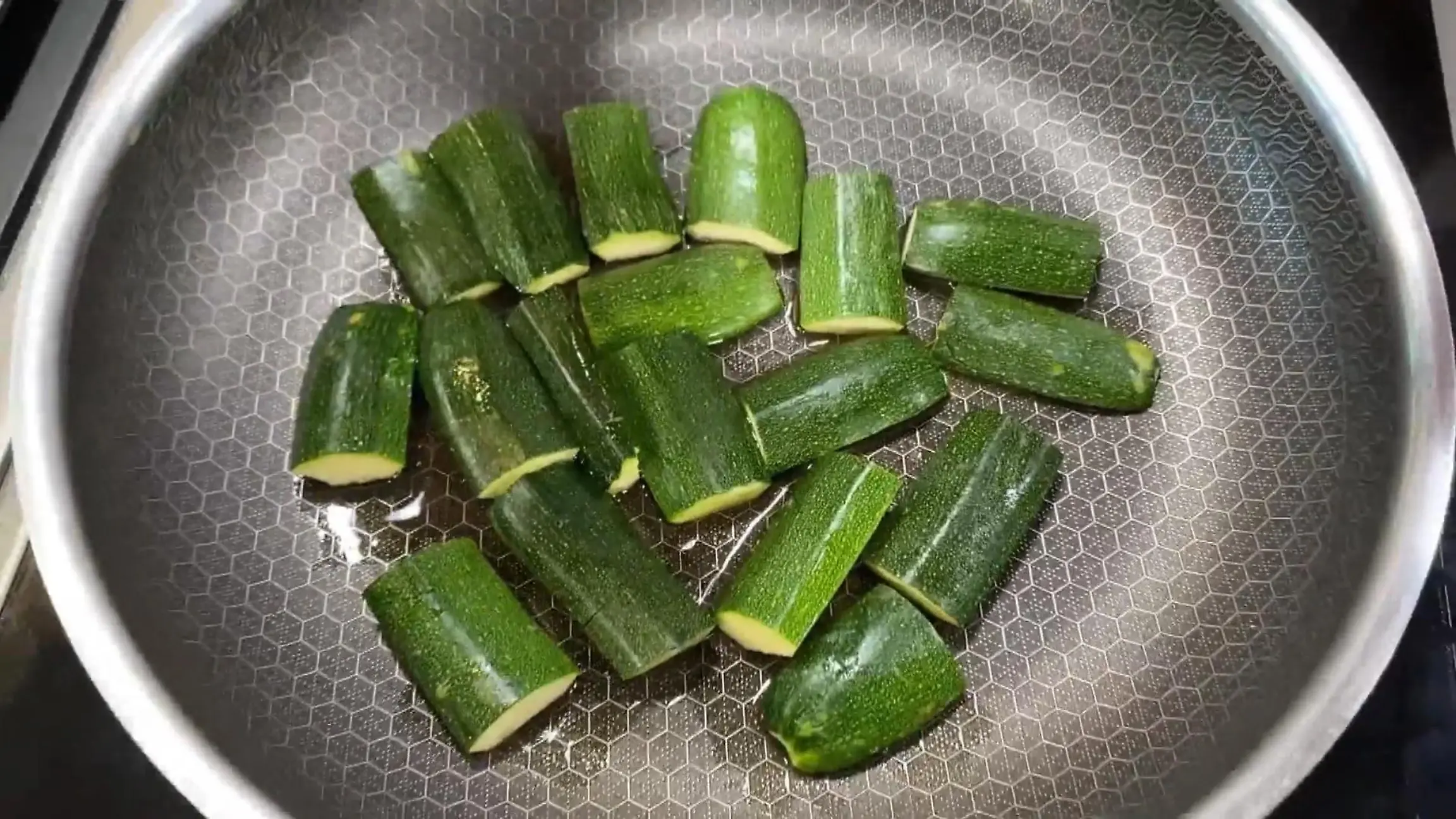 Zucchini mit Speck und Parmesan Hensslers schnelle Nummer