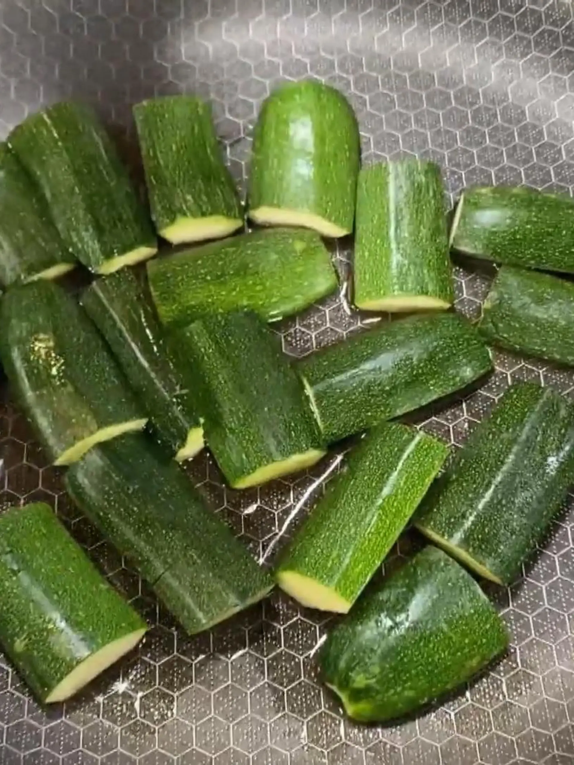 Bild zu: "Zucchini mit Speck und Parmesan"