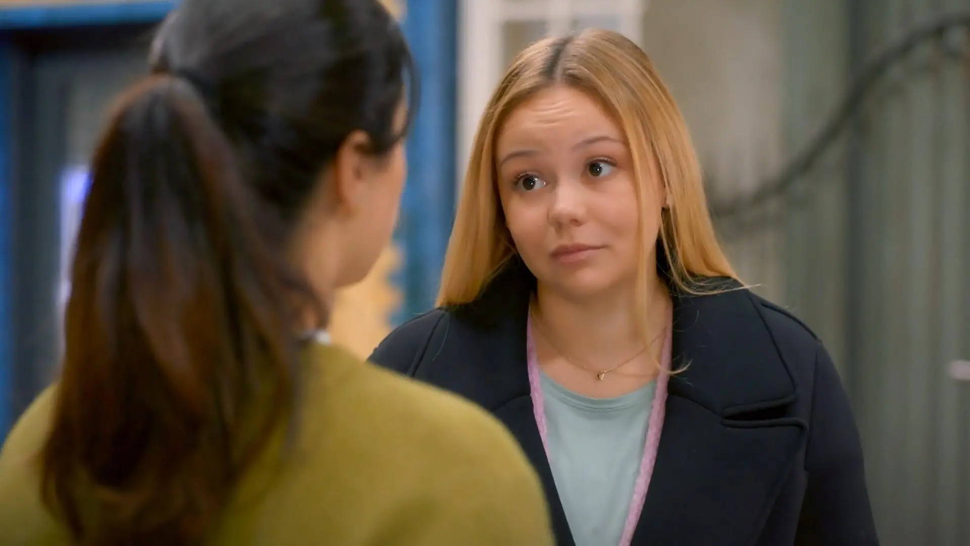 Ronja will mit Esma zusammenziehen Die „Unter uns“-Wochenvorschau (Teil 3)