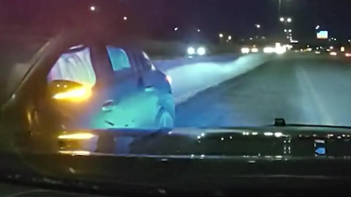 USA-Geisterfahrer-will-im-Vollrausch-zum-Stripclub-dann-kracht-er-in-Polizeiauto