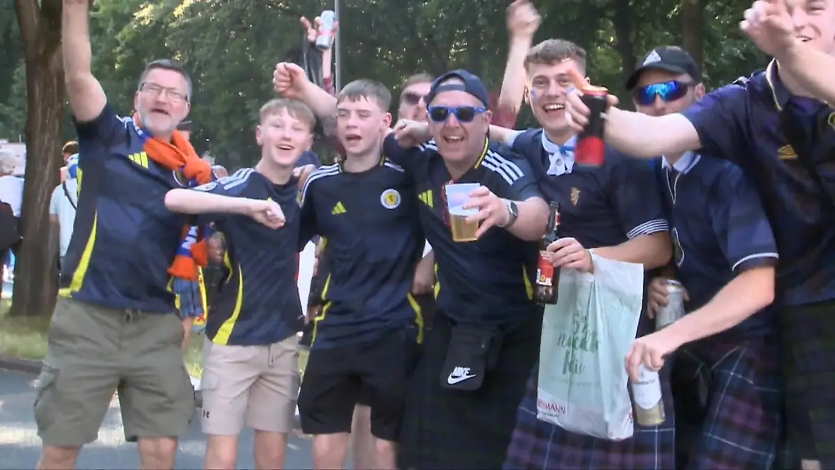 Schottland im WM-Fieber! Doch die wichtigste Entscheidung trifft König Charles Nach 28 Jahren wieder