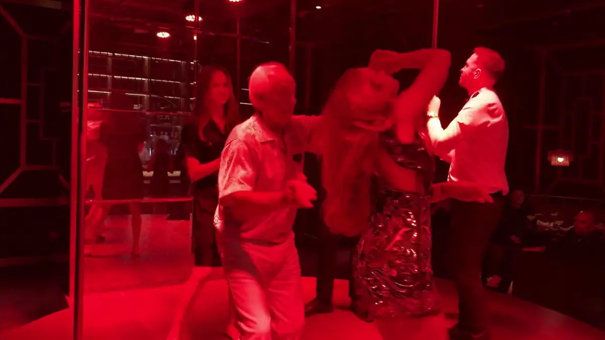 Opa Reinhold Geiss rastet mit 83 Jahren auf der Tanzfläche aus Geissens-Oberhaupt