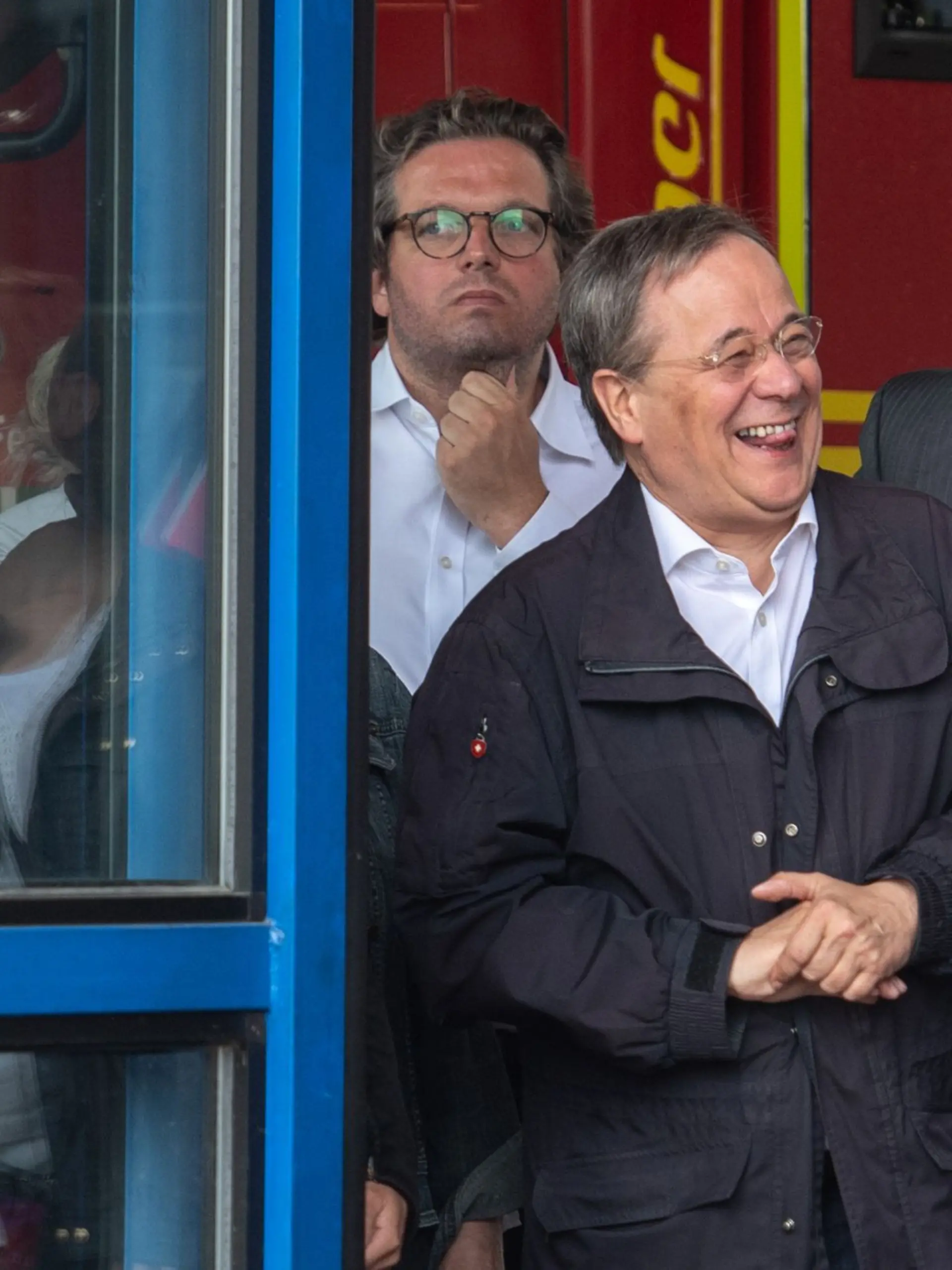 Bild zu: "Die größten Politiker-Patzer! Von A wie Armin Laschet bis R wie Rudolf Scharping"