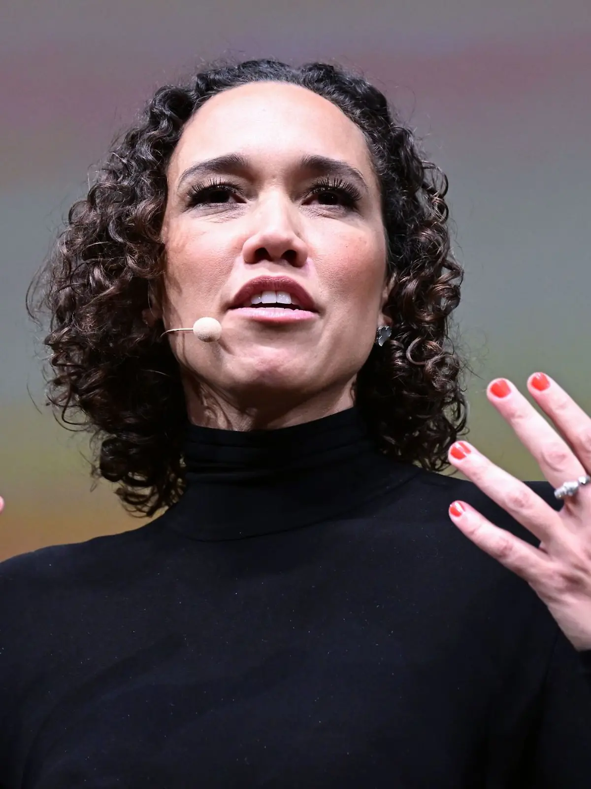 Bild zu: "FDP-Politikerin wettet: Wenn das passiert, rasiere ich mir eine Glatze"