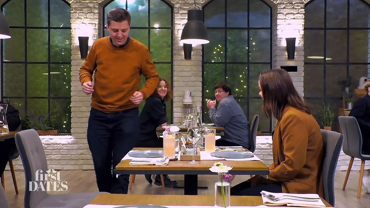 Steffen legt eine flotte Sohle aufs Parkett Tanzt er sich in ihr Herz?