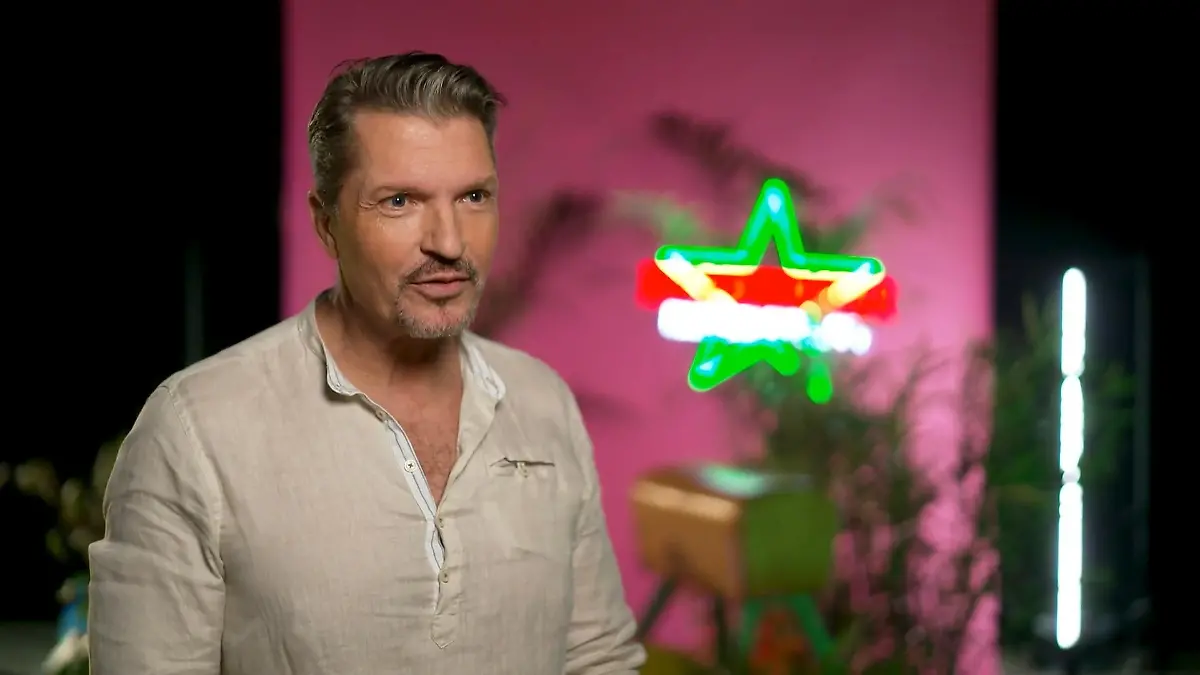 DAS wird Hardy Krüger am Lagerfeuer am meisten vermissen Dschungelcamp-Kandidat 2026