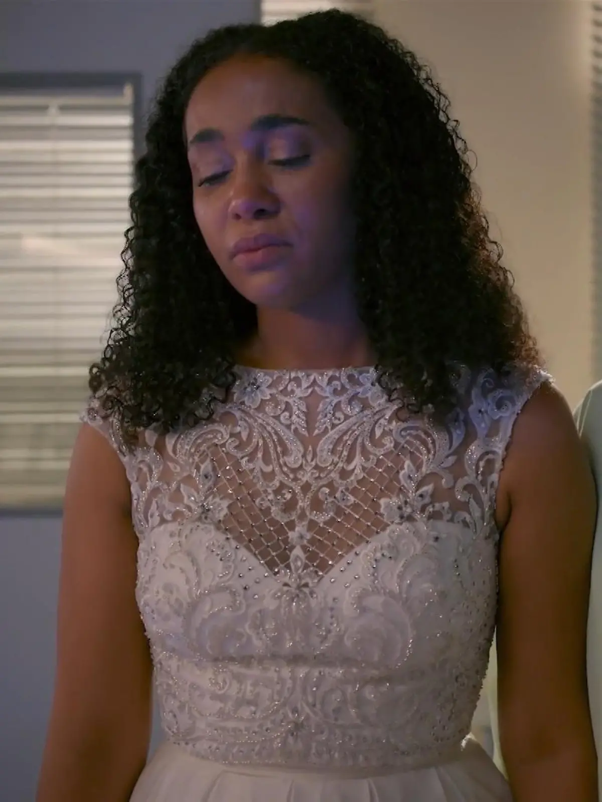 Bild zu: "AWZ-Wochenvorschau: Imani ist nach Jans Tod in großer Trauer"