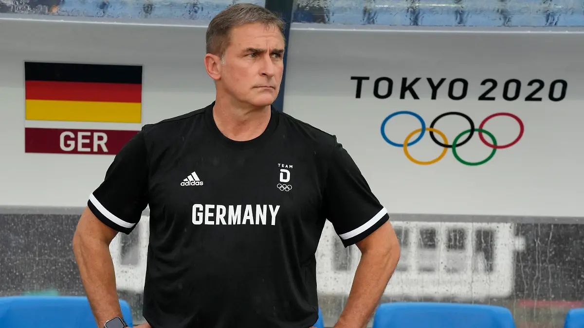 28.07.2021, Japan, Rifu: Fußball, Olympia, Männer, Vorrunde, Gruppe D, 3. Spieltag, Deutschland - Elfenbeinküste im Miyagi-Stadium: Deutschlands Trainer Stefan Kuntz. Foto: Andre Penner/AP/dpa +++ dpa-Bildfunk +++