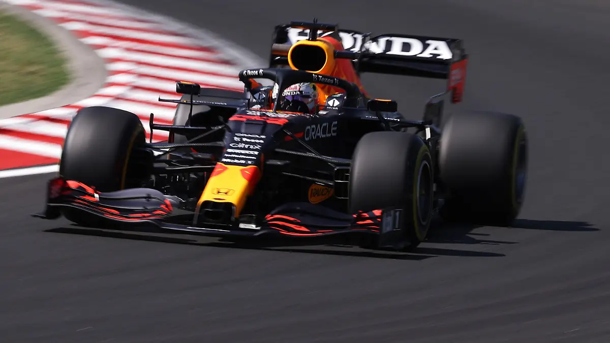 BUDAPEST, HUNGARY - JULY 30: Max Verstappen of the Netherlands driving the (33) Red Bull Racing RB16B Honda during practice ahead of the F1 Grand Prix of Hungary at Hungaroring on July 30, 2021 in Budapest, Hungary. (Photo by Lars Baron/Getty Images)