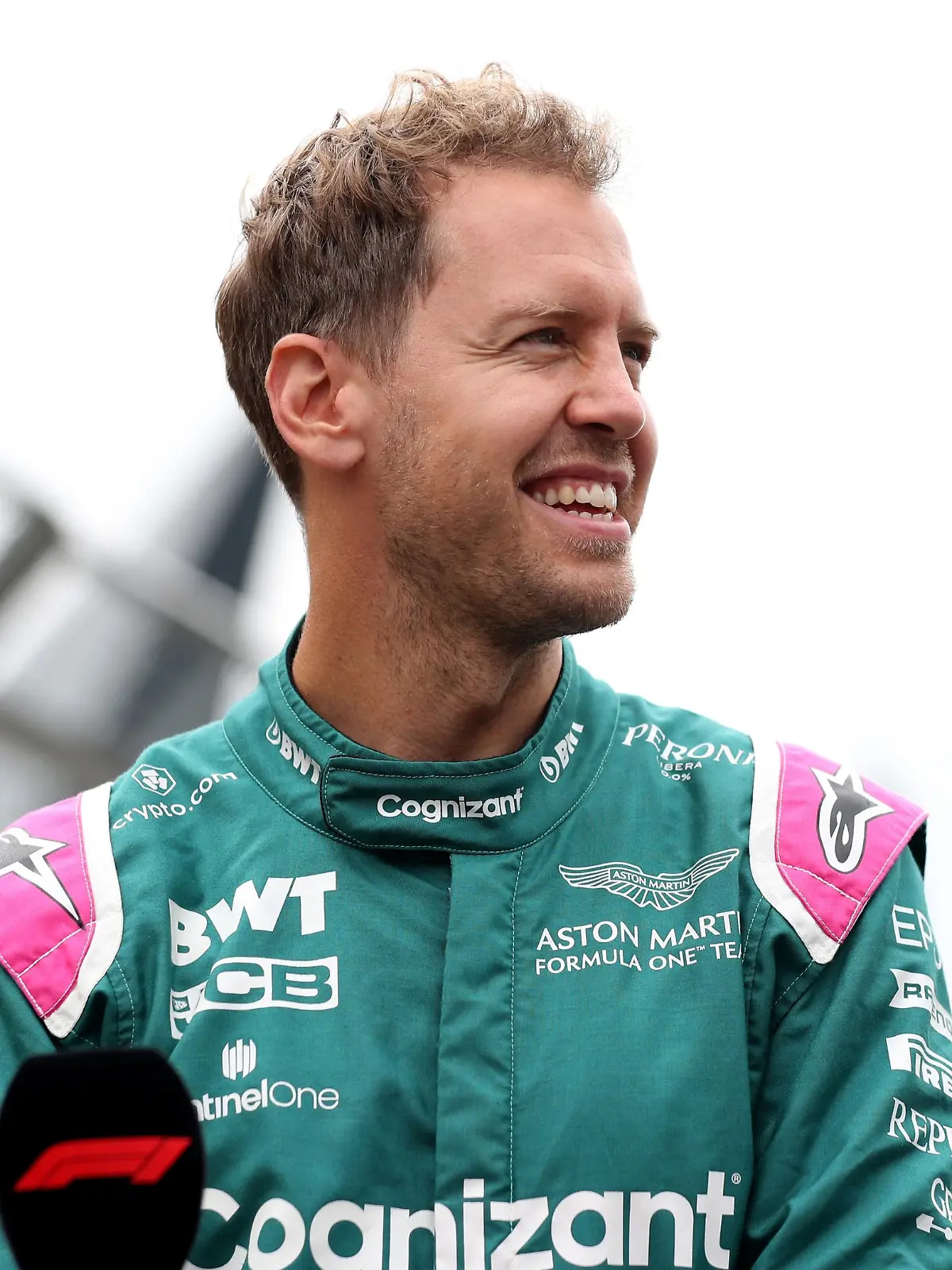 Sebastian Vettel als Überraschungsgratulant beim Heiratsantrag