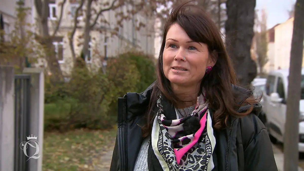 Ohrring-Sammlerin Katrin stellt sich vor Schmuck-Faible