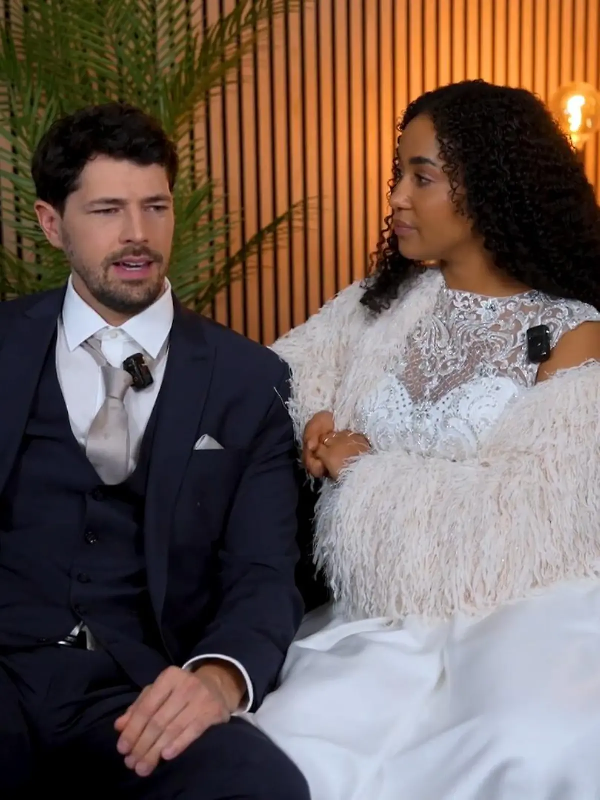 Die AWZ-Stars geben uns einen Einblick in die bewegende TV-Hochzeit ihrer Rollen. 