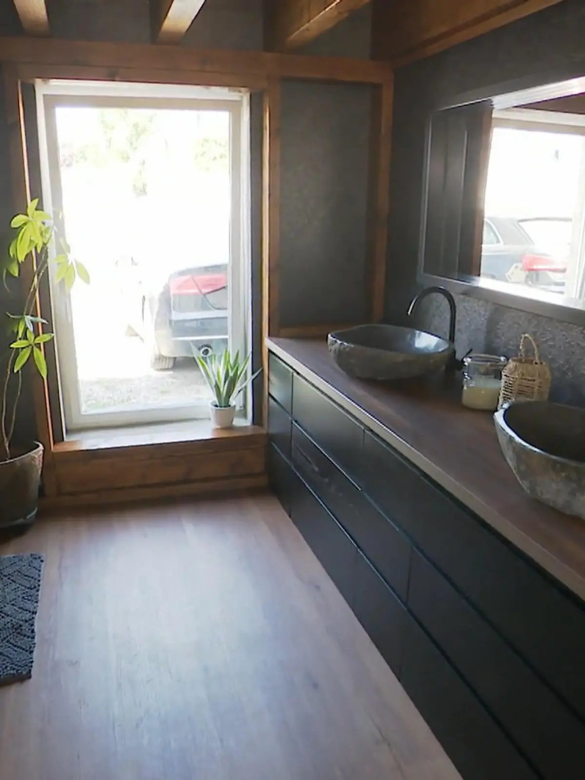 Bild zu: "Auf dieses Loft-Bad sind alle stolz"