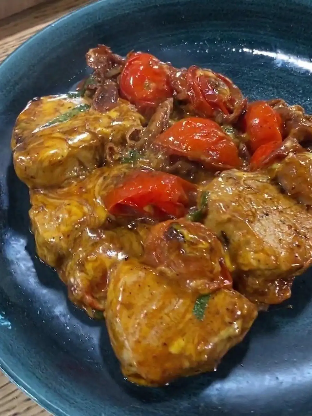 Schweinefilet Saltimbocca-Art mit Salbei und Parmaschinken von Steffen Henssler