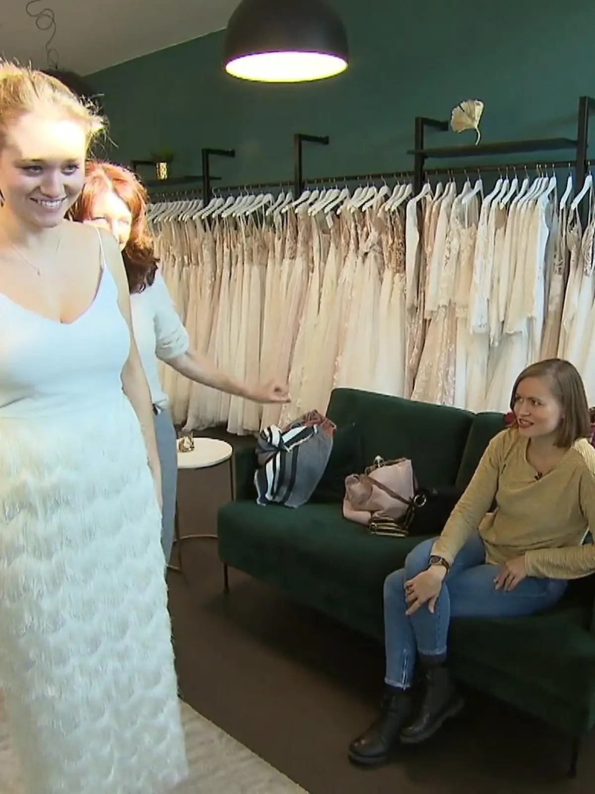 Bild zu: "Ist der Bleistiftrock Babybauch-tauglich?"