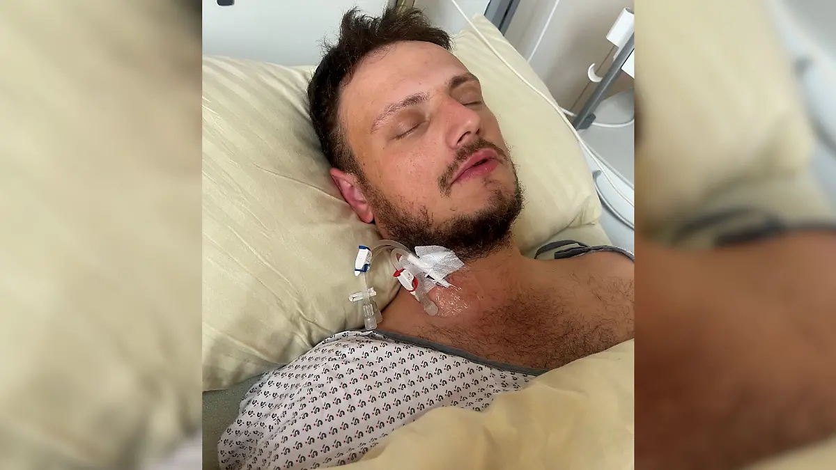 Zuerst klagt Vladimir Kolosov über Erkältungssymptome, doch sein Zustand verschlechtert sich dramatisch.