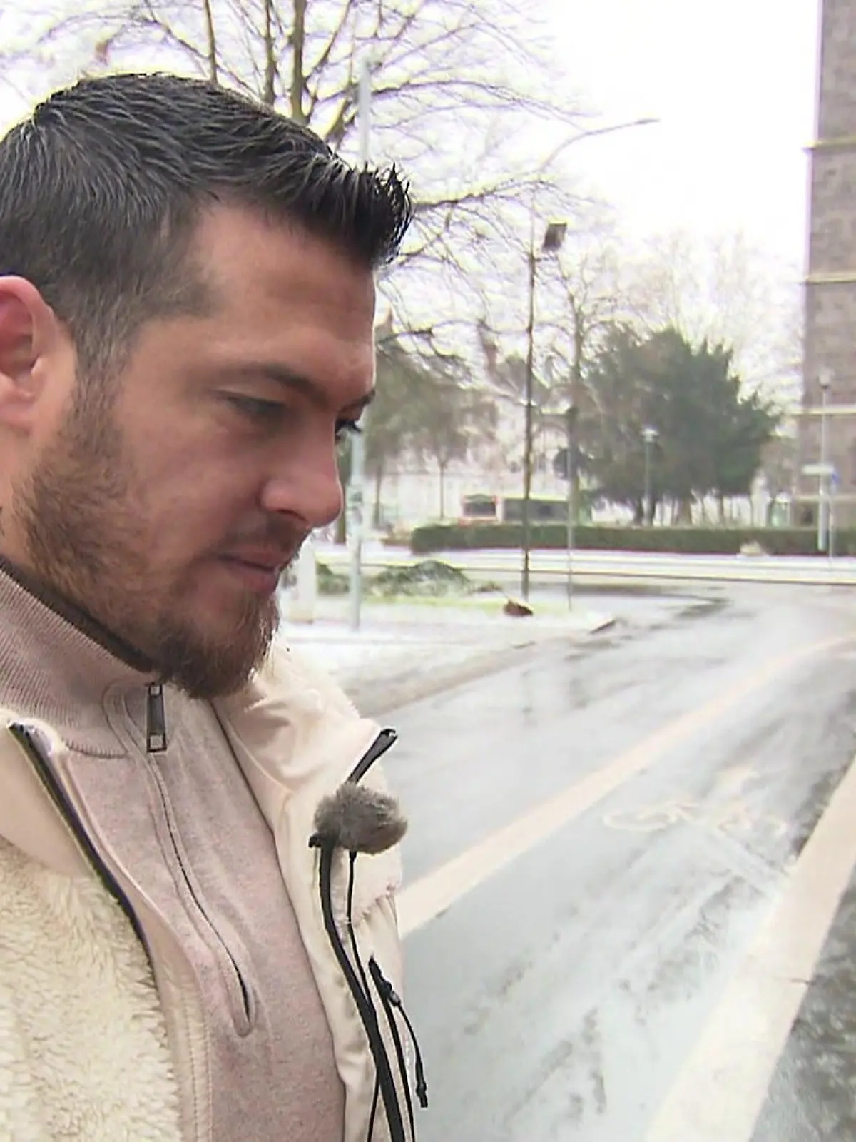 Bild zu: "Held wird plötzlich zum Opfer"