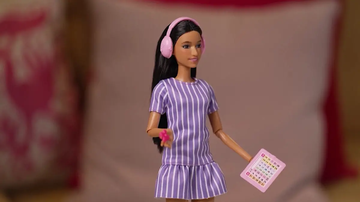 Spielzeughersteller Mattel bringt mit der autistischen Barbie eine weitere Puppe auf den Weg, mit der Vielfalt und Inklusion gefeiert werden soll. 