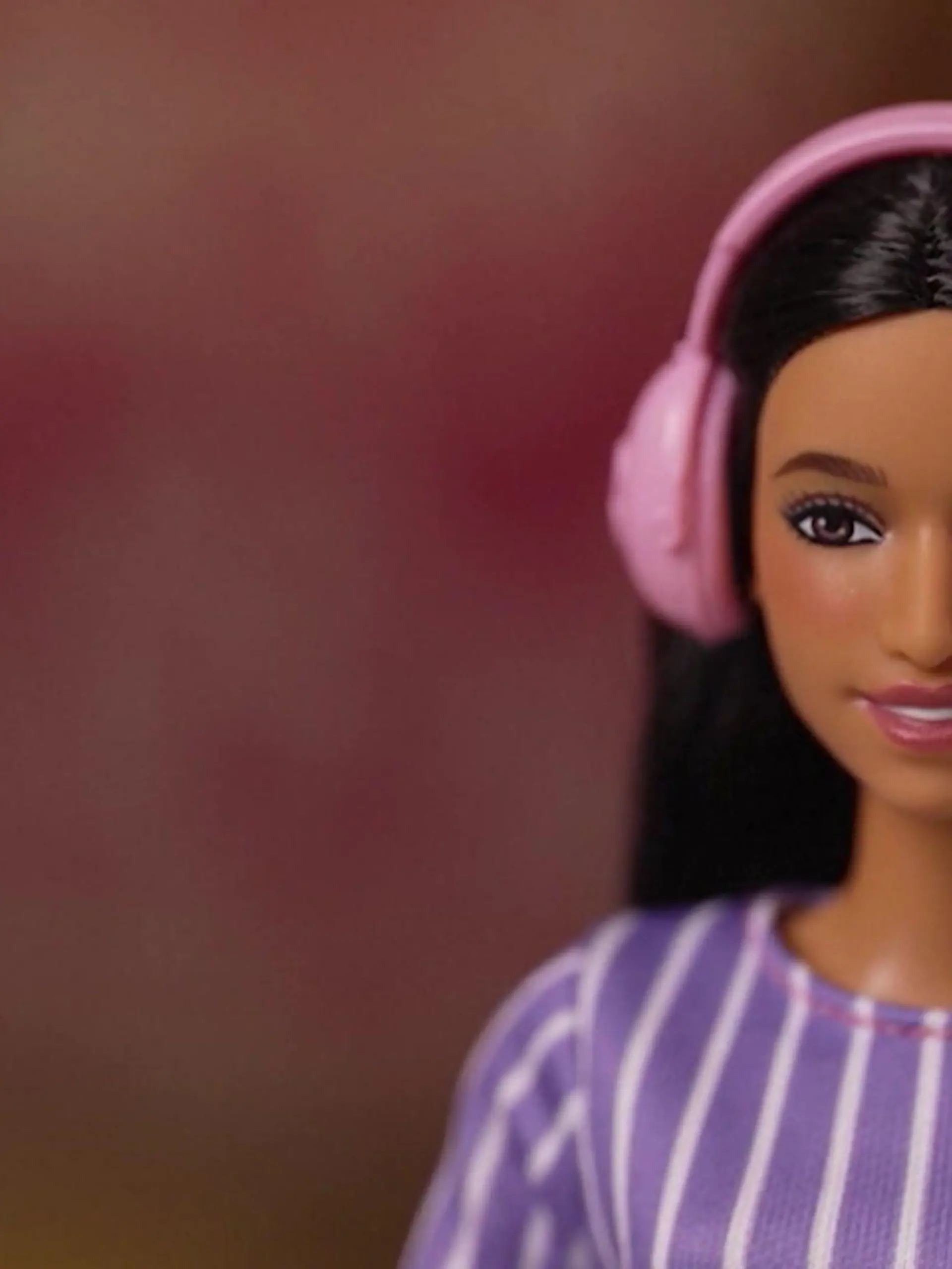 Bild zu: "Warum jetzt eine autistische Barbie in die Kinderzimmer kommt"