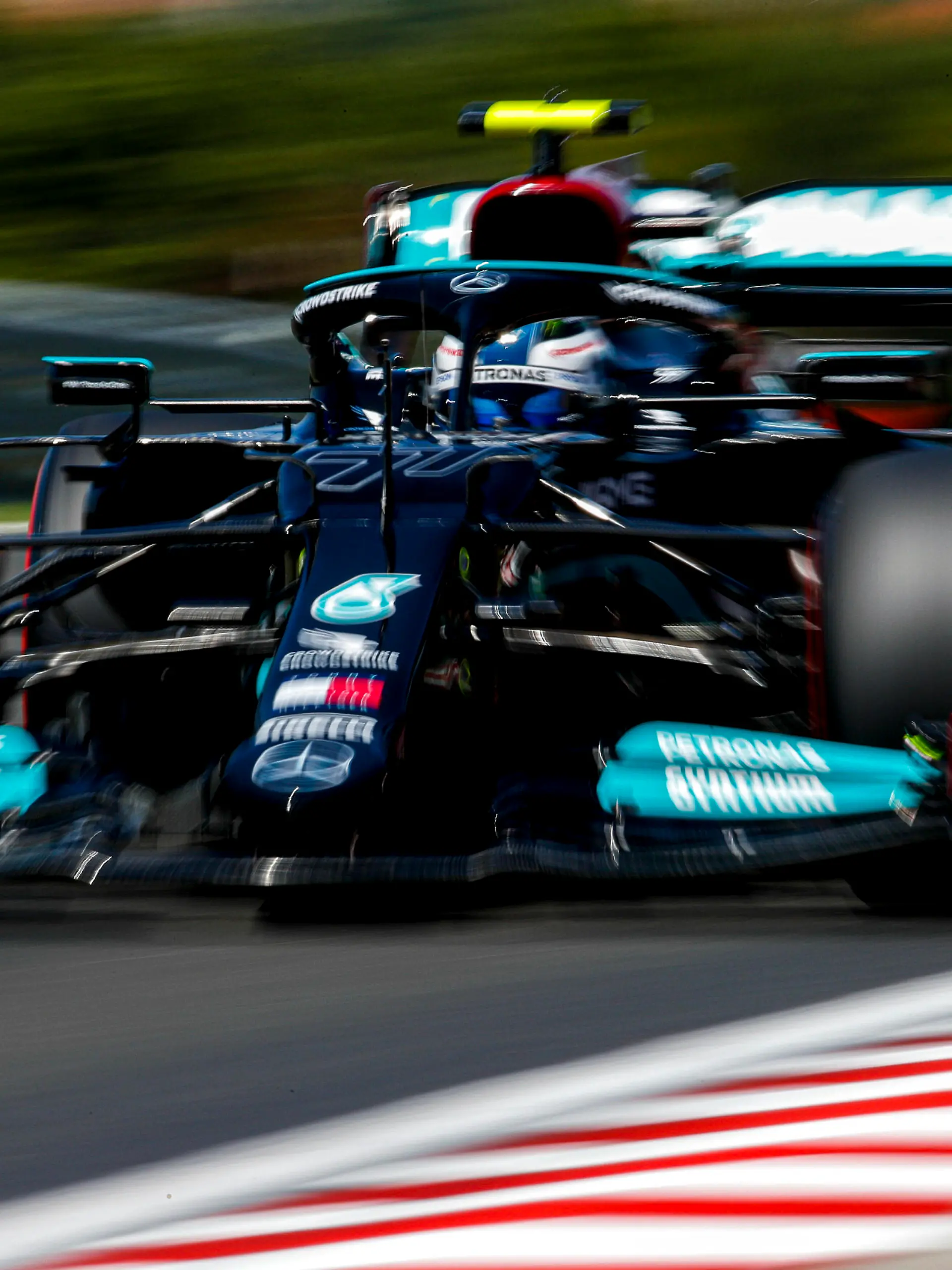  Formula 1 2021: Hungarian GP HUNGARORING, HUNGARY - JULY 30: Valtteri Bottas, Mercedes W12 during the Hungarian GP at Hungaroring on Friday July 30, 2021 in Budapest, Hungary. Photo by Zak Mauger / LAT Images Images PUBLICATIONxINxGERxSUIxAUTxHUNxONLY GP2111_095935_56I8725