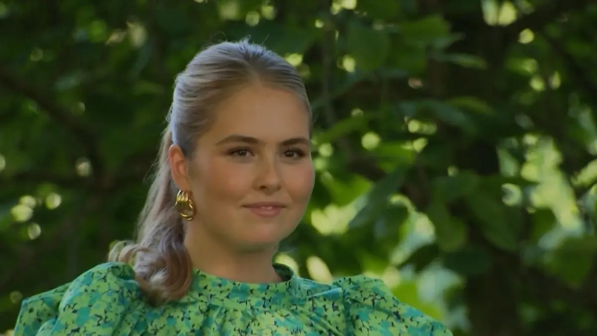 Prinzessin Amalia beim Militär Das royale Vorbild