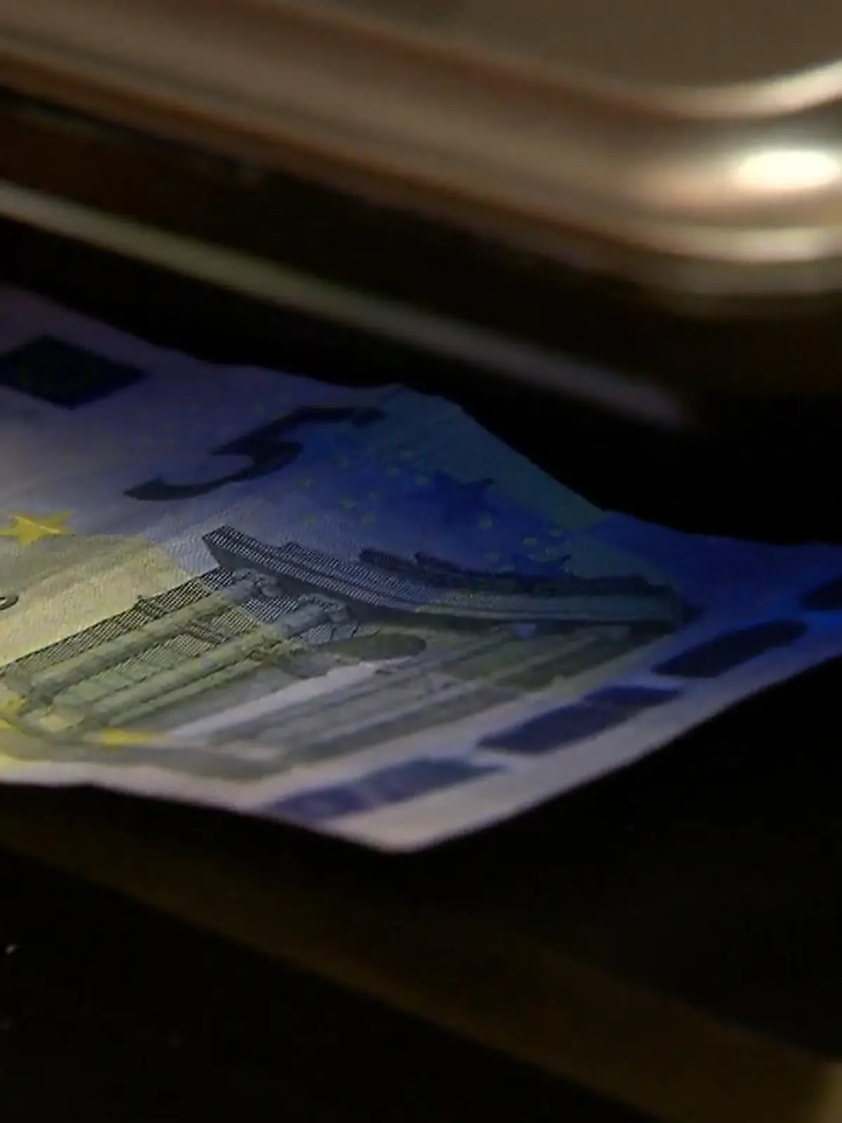 Bild zu: "Falschgeld-Kontrollen in Hagener Bäckerei"