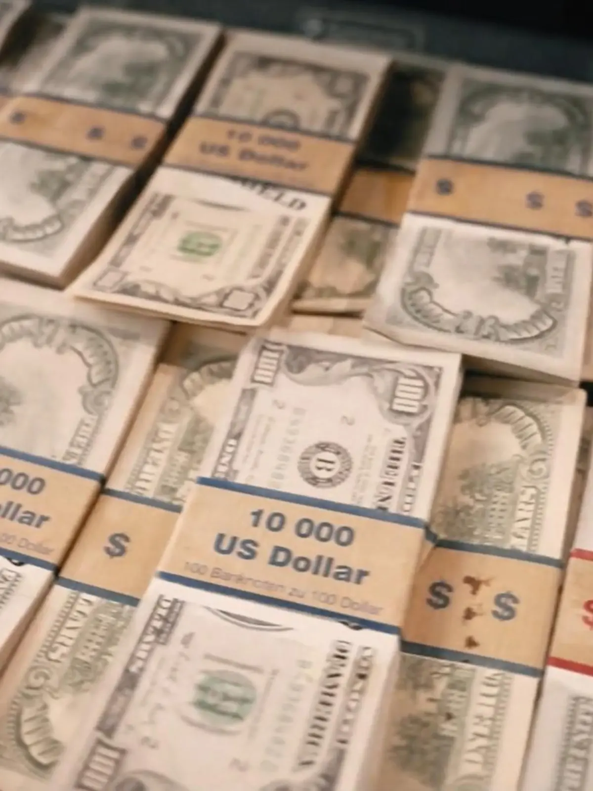 Bild zu: "WhatsApp-Betrug: Anleger in der Falle"