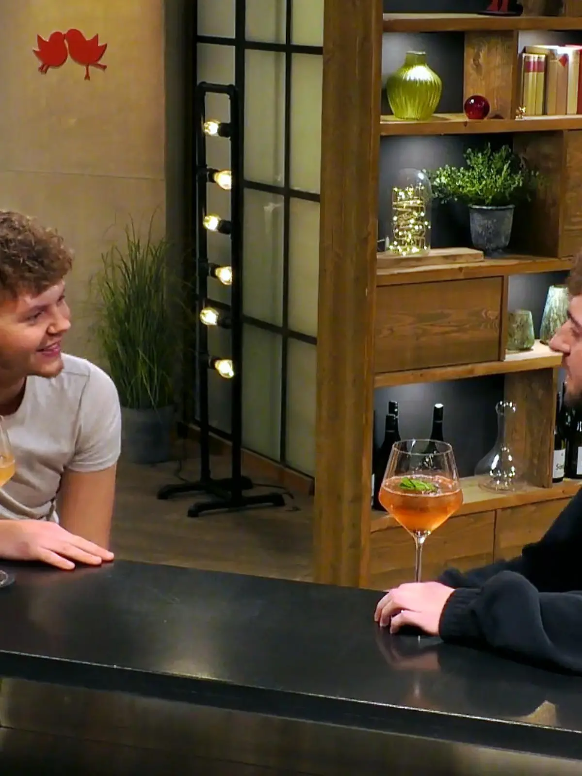 Bild zu: "Roland und Nico spielen René einen Streich"